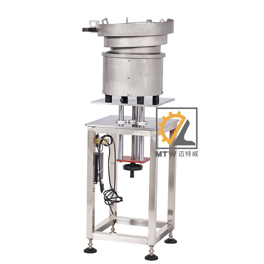 Прямая продажа от производителя MTW, автоматическая машина для закручивания крышек бутылок с хорошей производительностью