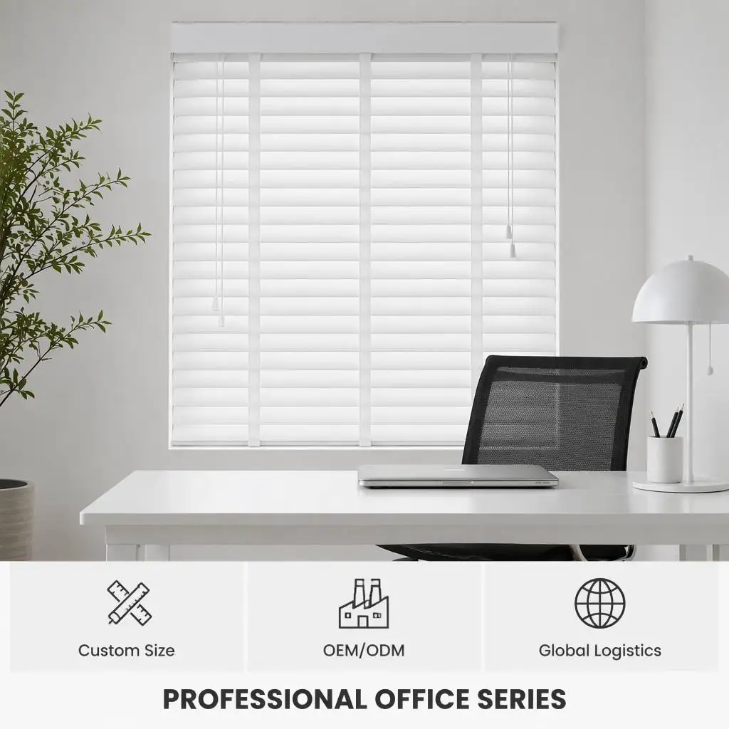 Persiane veneziane professionali in PVC, larghezza 50 mm, colore verniciato bianco, sistema a corda, antiriflesso, integrate per ufficio, studio e uso quotidiano, dimensioni personalizzate
