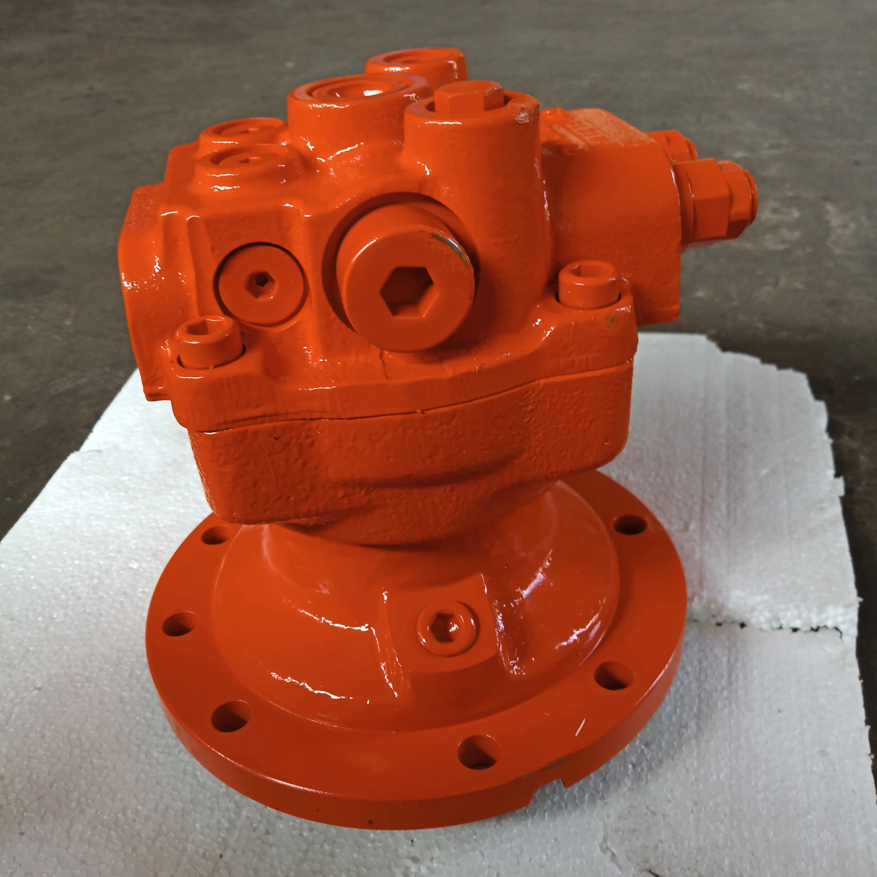 ウーちゃん EX75UR-3 Swing Drive Motor 4417646 MFC050-006 EX75 Swing Motor