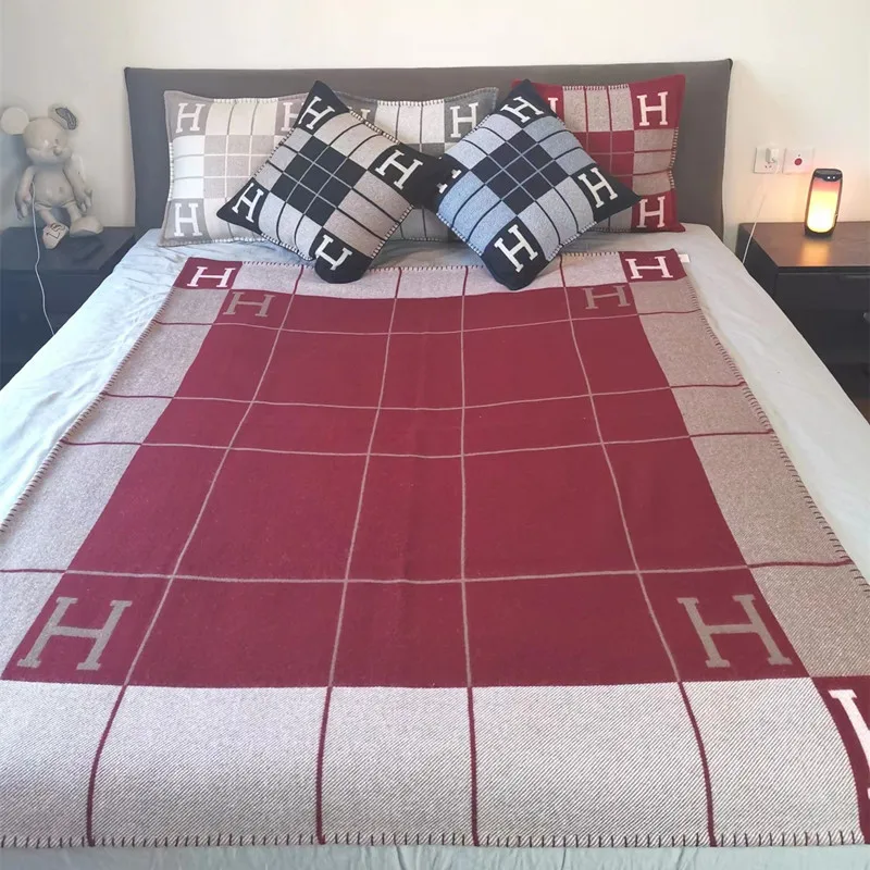 Popular Wool H Blanket Cashmere Wool Knitting Blankets All Season