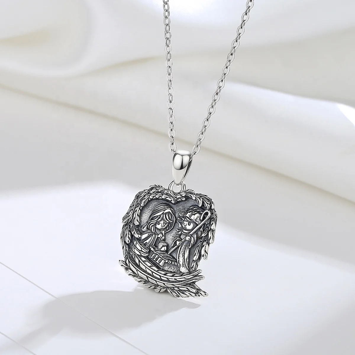 Holy Family Figurine Silver Necklace S925 Sterling