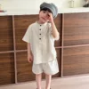 traje
