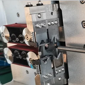 Full Automatic Multi Core Cable Cutting and Stripping Machine