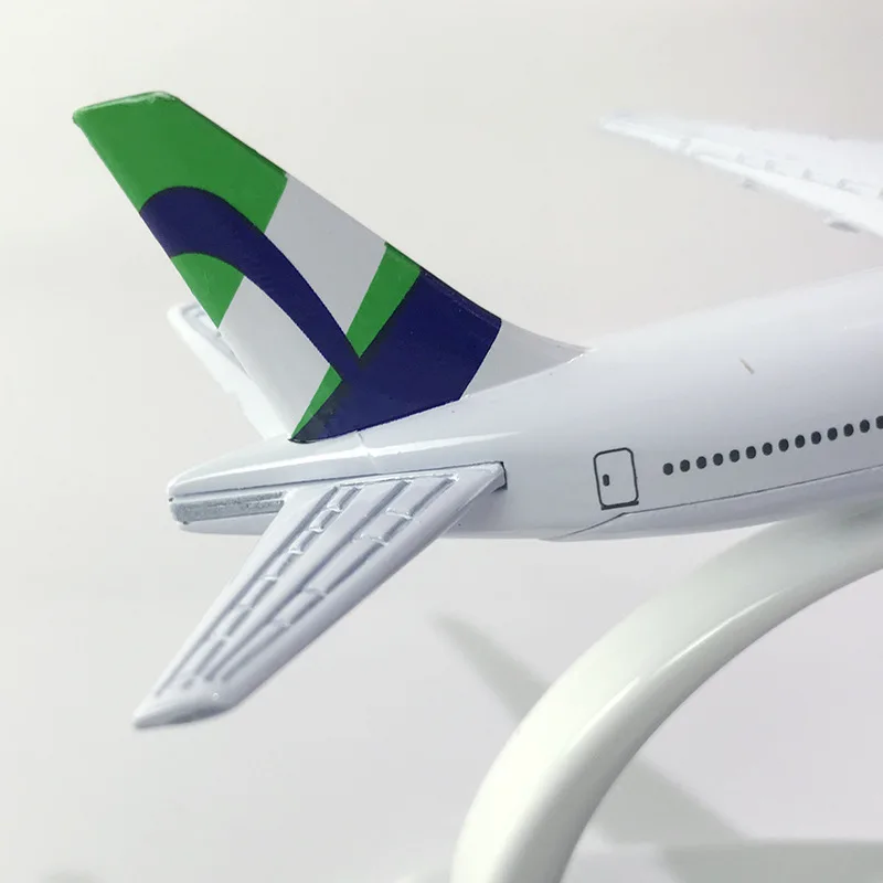 Customized Logo 1:200 Scale Diecast Resin Model Plane Decoration Cargo Airforce Fedex Dhl Airplane Aircraft Toy With Stand