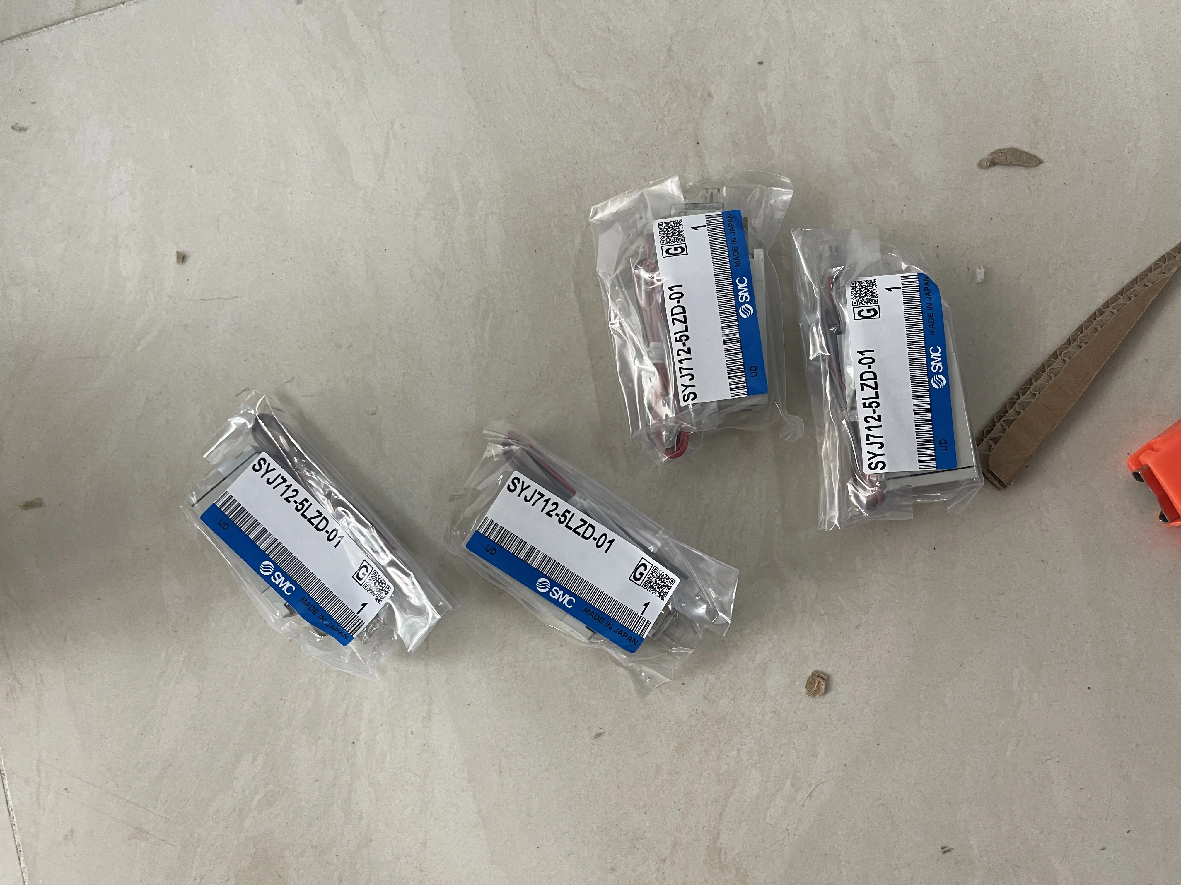 SMC Solenoid Valve SYJ712-5LZD-01