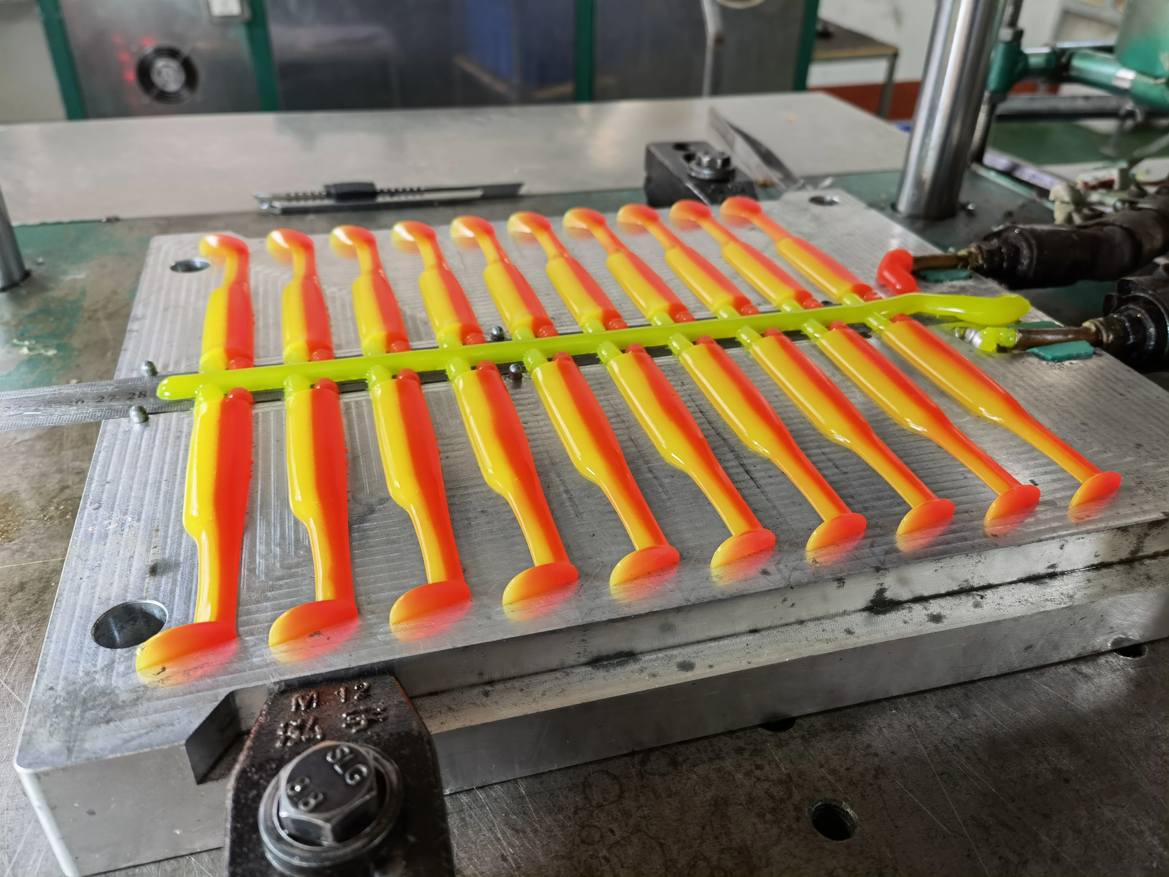 Appareil d'appât à faire soi-même machine de formage d'appâts 2 en 1