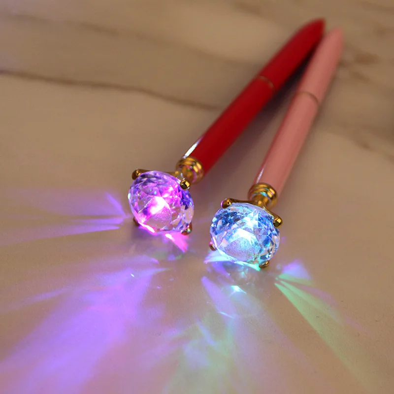 2021 New Style Big Diamond Ballpoint Metal  Pen  with Colorful Lights and Custom Logo