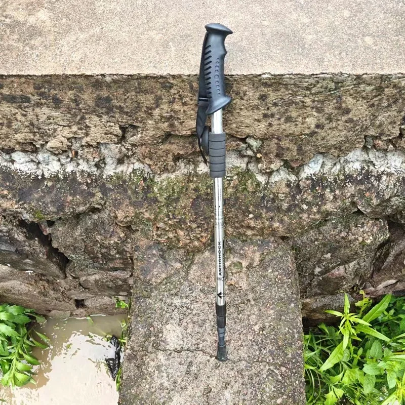 Bastoni da trekking regolabili leggeri anti-shock per escursioni_voghion.com