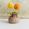 Bolso grande color naranja amarillo tulipán.