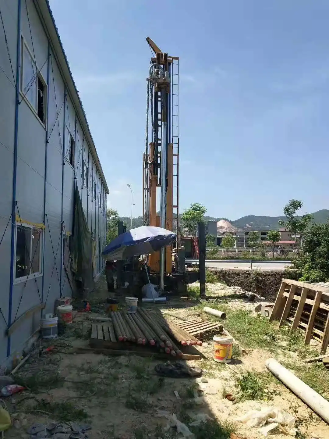 Fyx180 Water Well Drilling Rigs For Teams 100m 150m 180m 200m Crawler