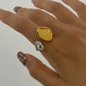 Mirawell R50900237 Women's Minimalist Stylish 18K Gold-Plated Stainless Steel Ring Two-Tone Geometric Design Waterproof Wedding