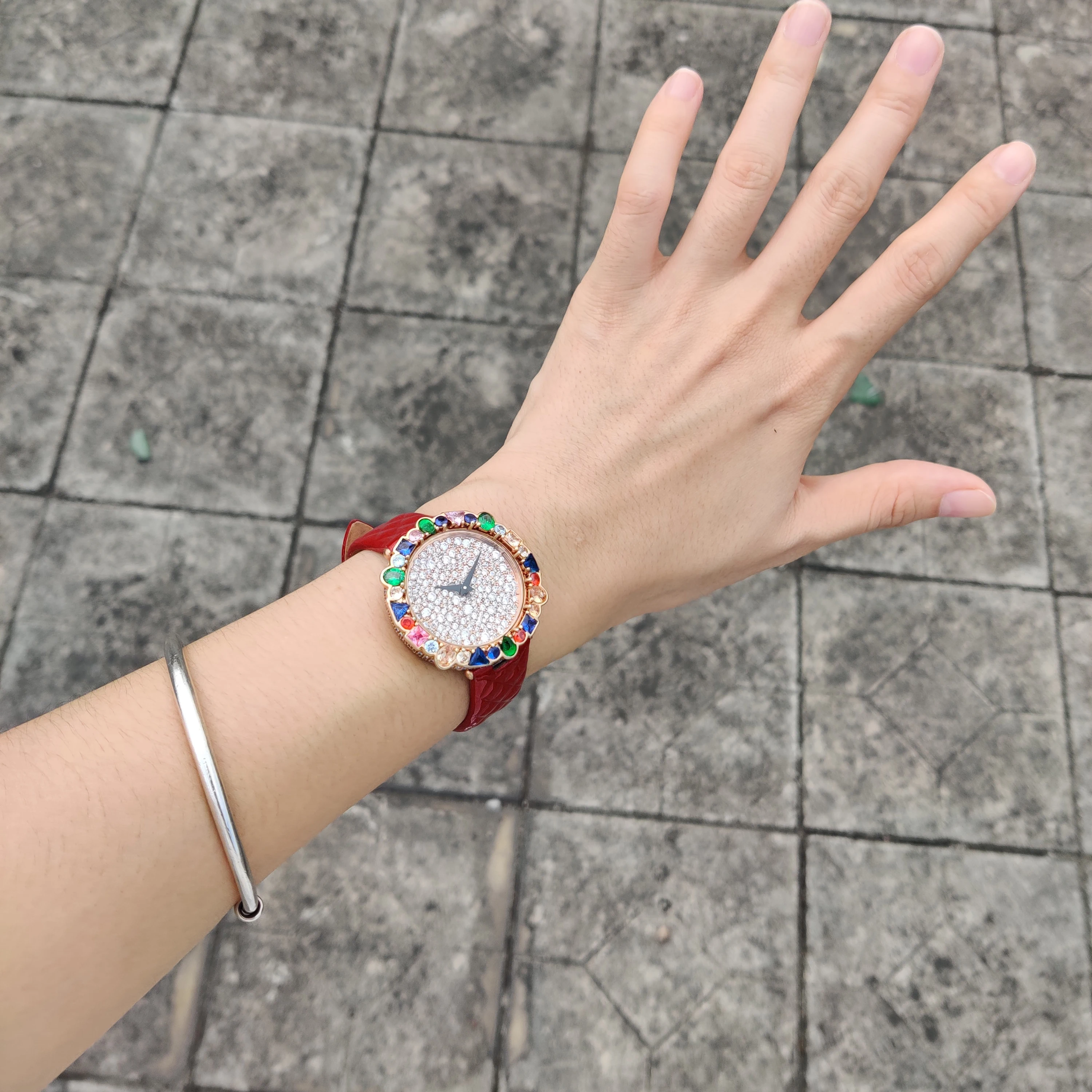 2021 Ladies Classic Fashion Watch Diamond Quartz Watch for Charm