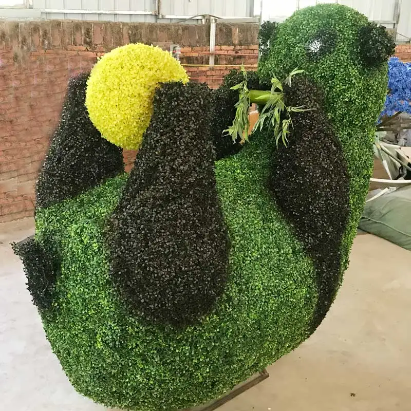 Factory Hand Make Green Outdoor Artificial Animal Grass Topiary Bear