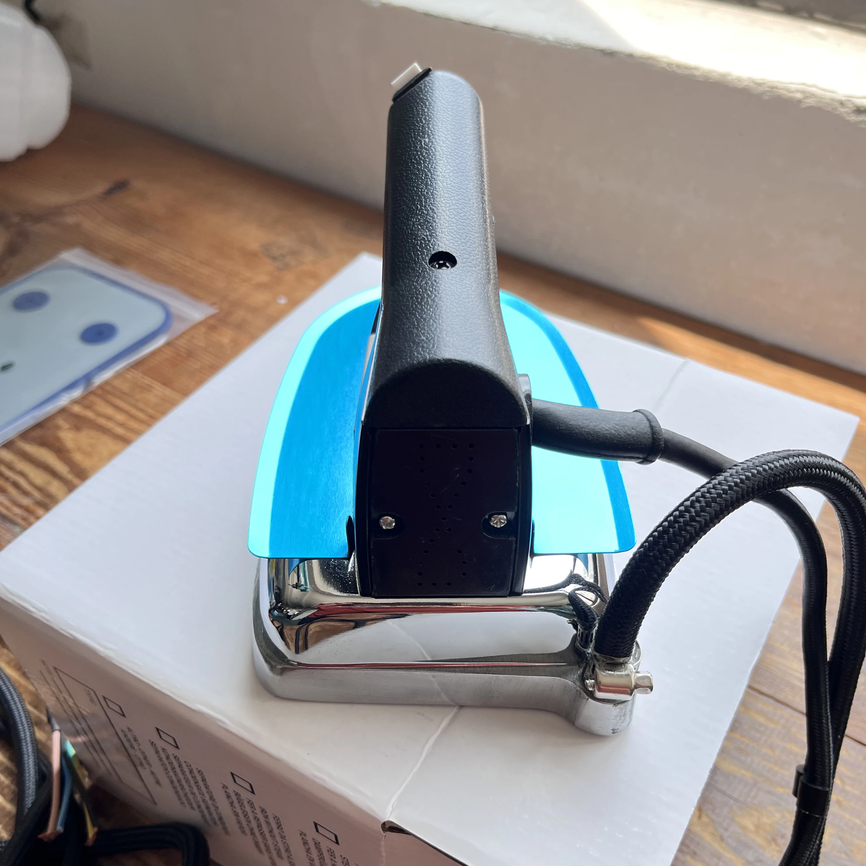 Bitop BT-2128-I Industrial Electric Steam Iron for Clothes Ironing Equipment