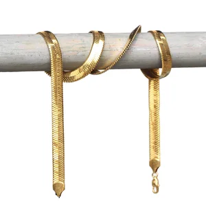 Hot Selling Custom Logo Snake Chain Necklace Silver Gold Plated Stainless Steel with Zircon Main Stone for Weddings Parties