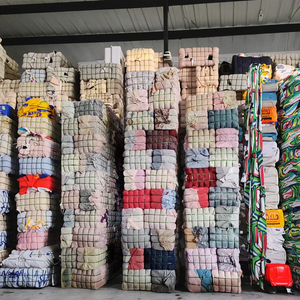 Industrial Use 100% Pure Cotton Dark Color 10kg Bales of Multi-Cut Used Clothing Rags US Origin Brandmar Group LLC