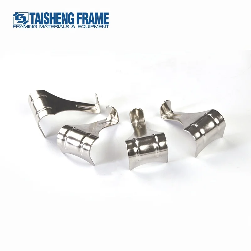 Металлический шнур с регулируемыми крючками для подвешивания фоторамки