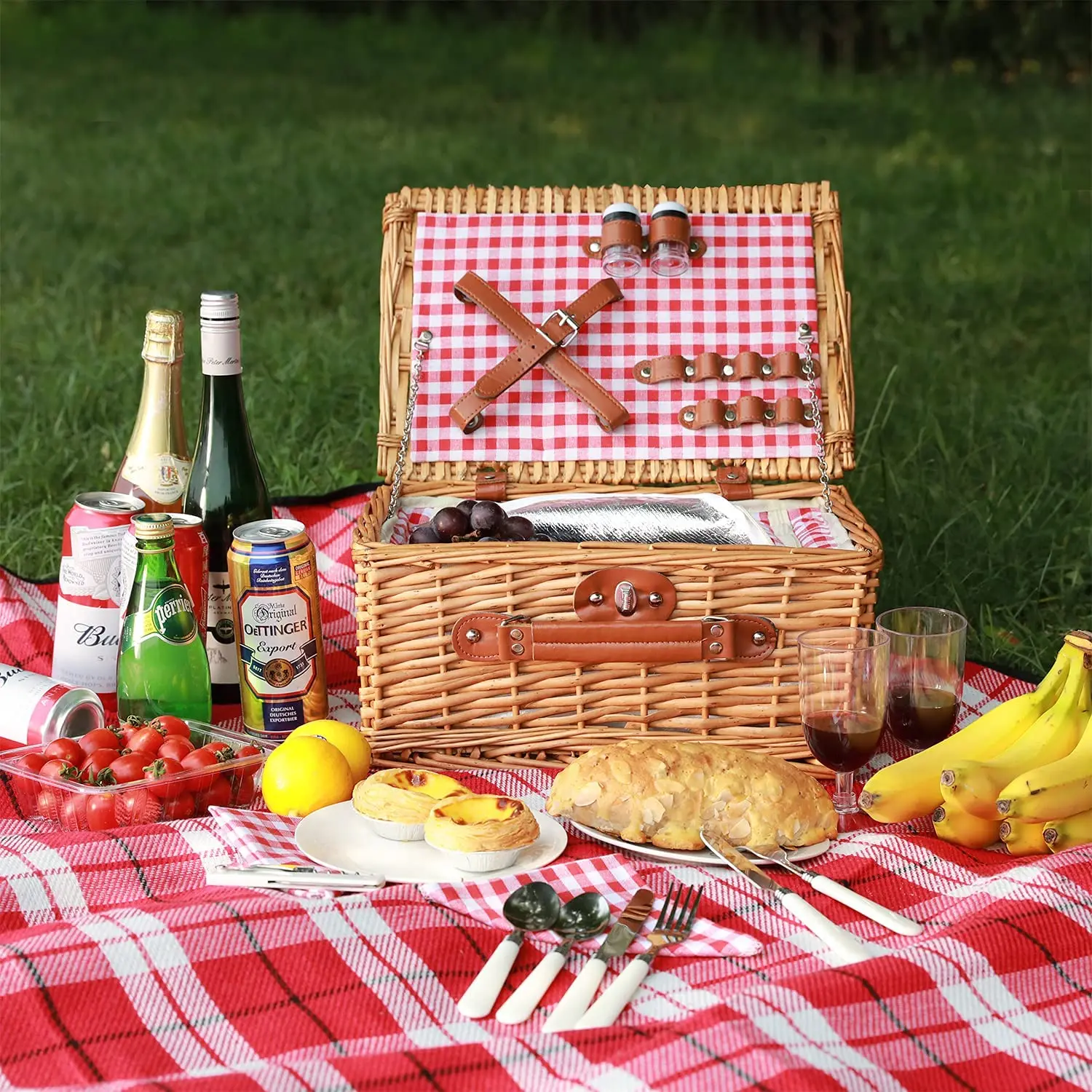 Kingwillow Sturdy Willow Wholesale Wicker pink Rattan Kid Picnic Basket Hamper Set 4 Person Outdoor Wicker Picnic Lunch with Lid