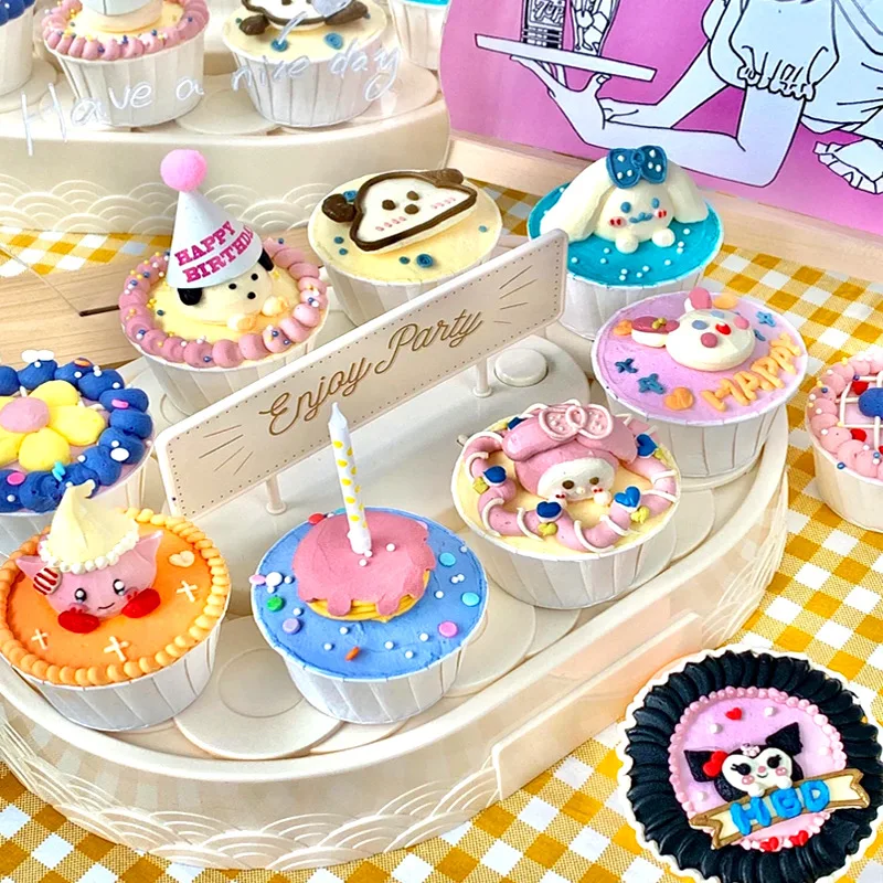 Cupcake Machine Automatic Rotating Table Display Stand Swing Tray Turntable for Displaying Macarons Cupcakes Desserts