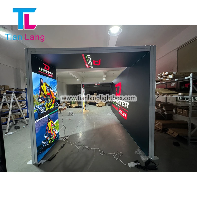 Портативен Бързо Монтиран Алуминиев Рамка Рекламно Напрегнат Тканинен Стенов Модел За Изложби С LED Подсветка Поп Ап Стенове