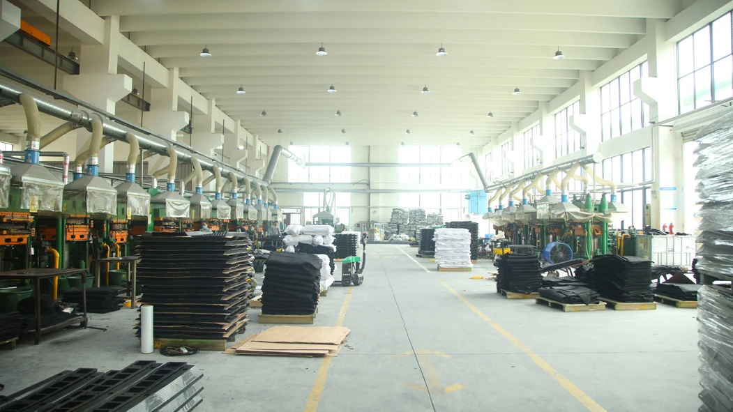 Outdoor 2-Channel Cable Ramp Protector PVC Rubber Cover Plastic Cable Cover Ramp manufacture
