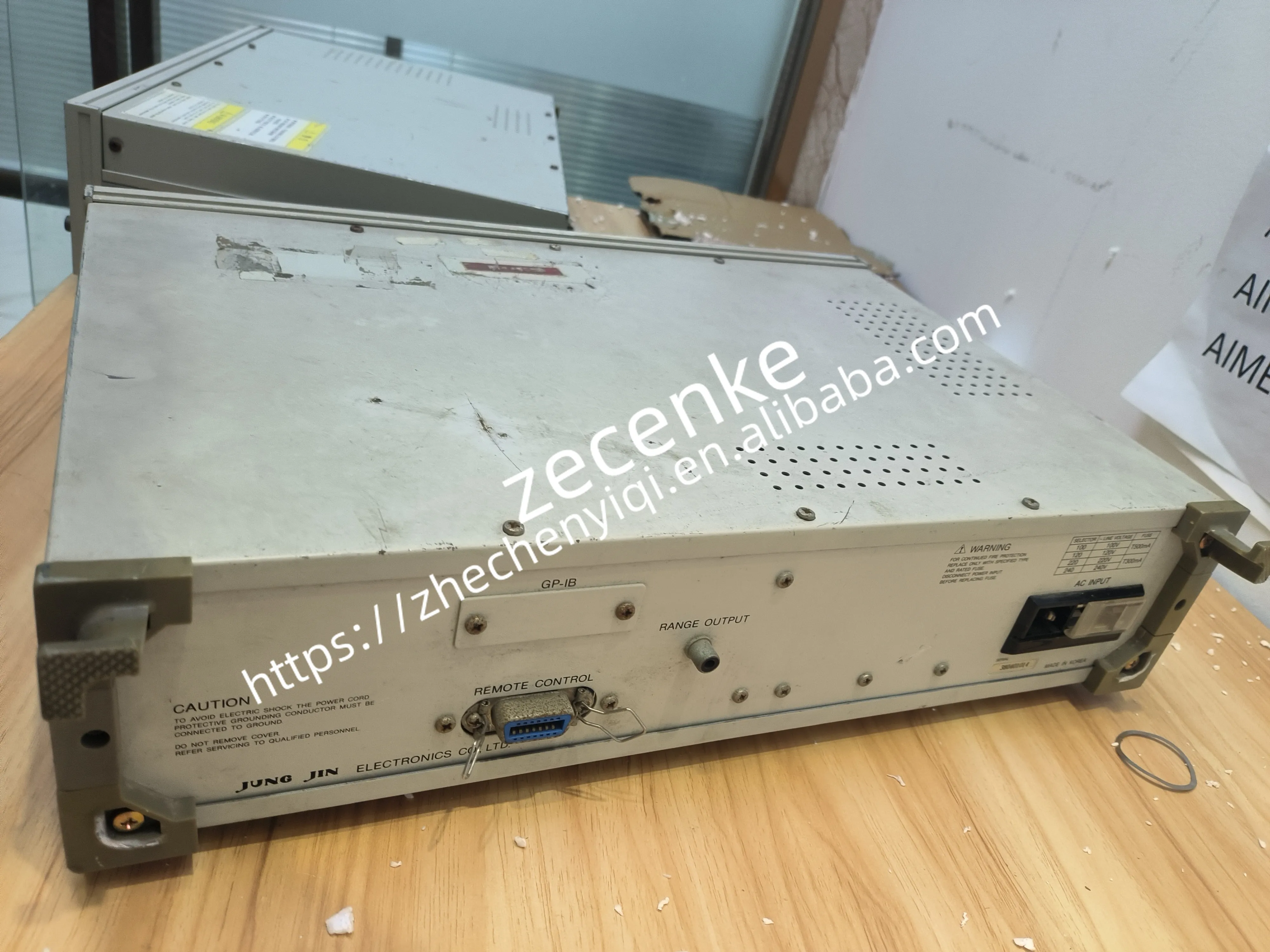 CREDX Jung Jin SG-1501 FM/AM Stereo Signal Generator - Used, 80