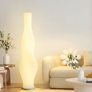 Italian Simple Wave Modern Iron Floor Lamp with LED Light Source for Reading Room Living Room or Bed Decoration