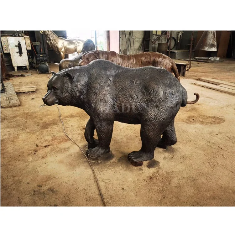 金属製 魚と人物の彫刻 1977年製 金属製魚彫刻 - メルカリ