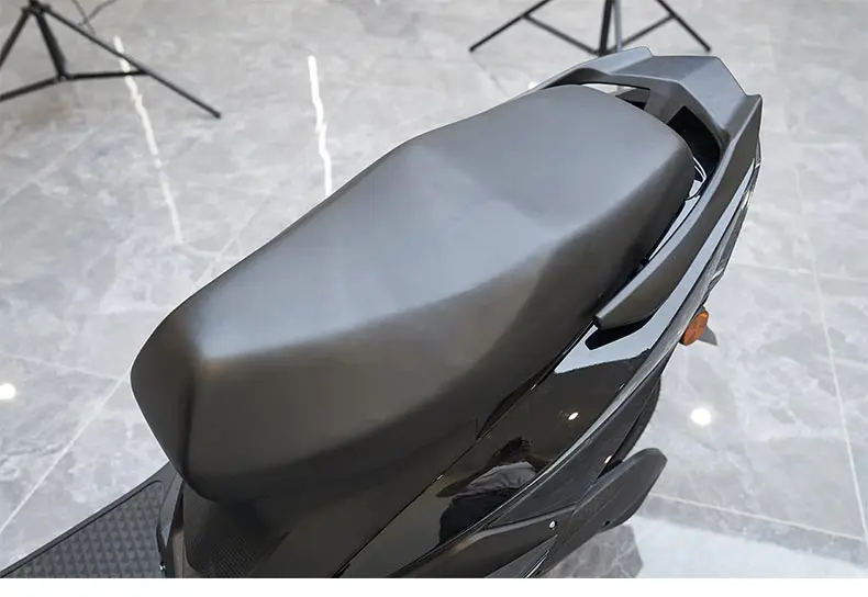 CKD EEC 10inch the Newest Electric Motorcycle 600/800W 50km/h Automatic Speed Electric Motorcycle