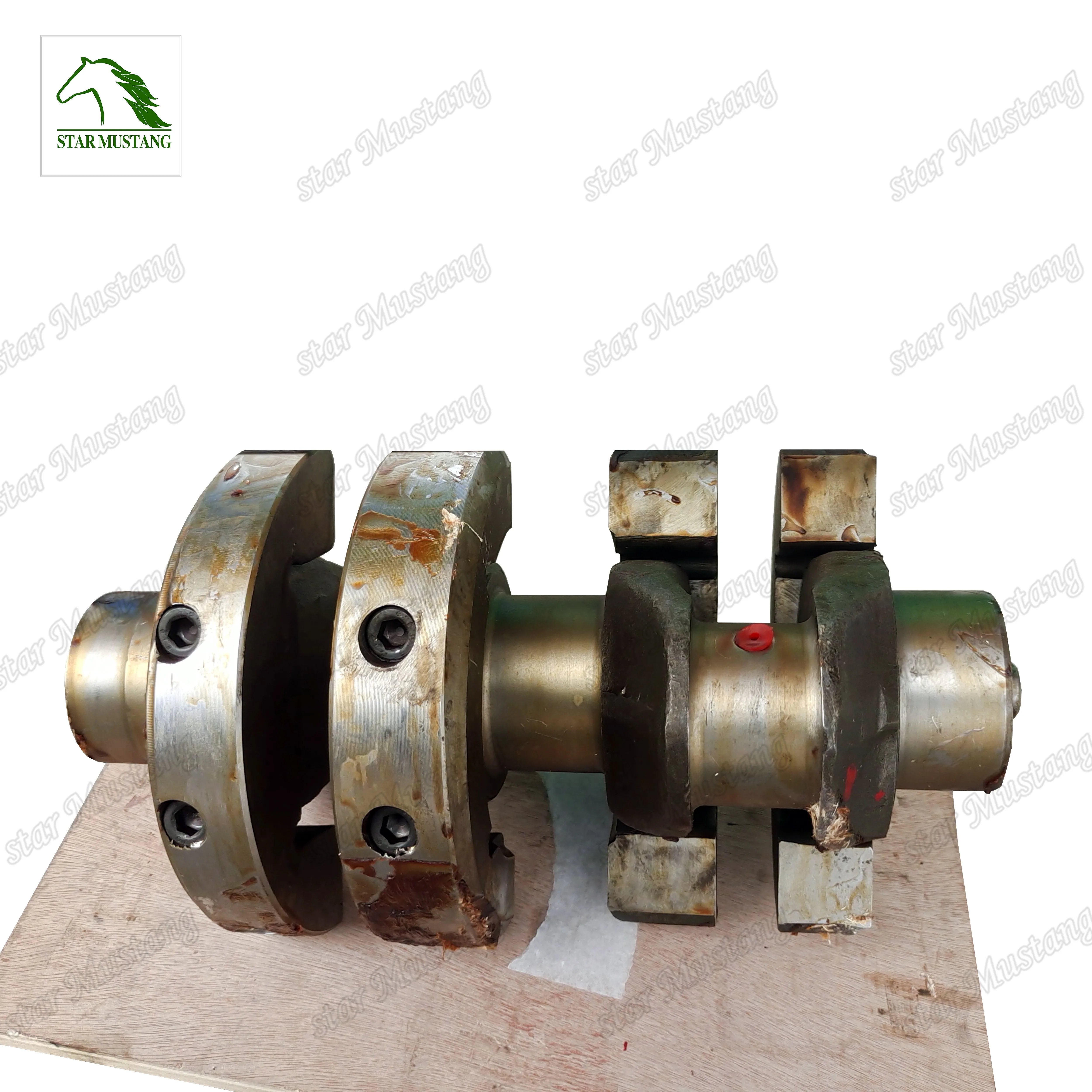 F2L511 Crankshaft 04152745 for Deutz Engines - Star Mustang