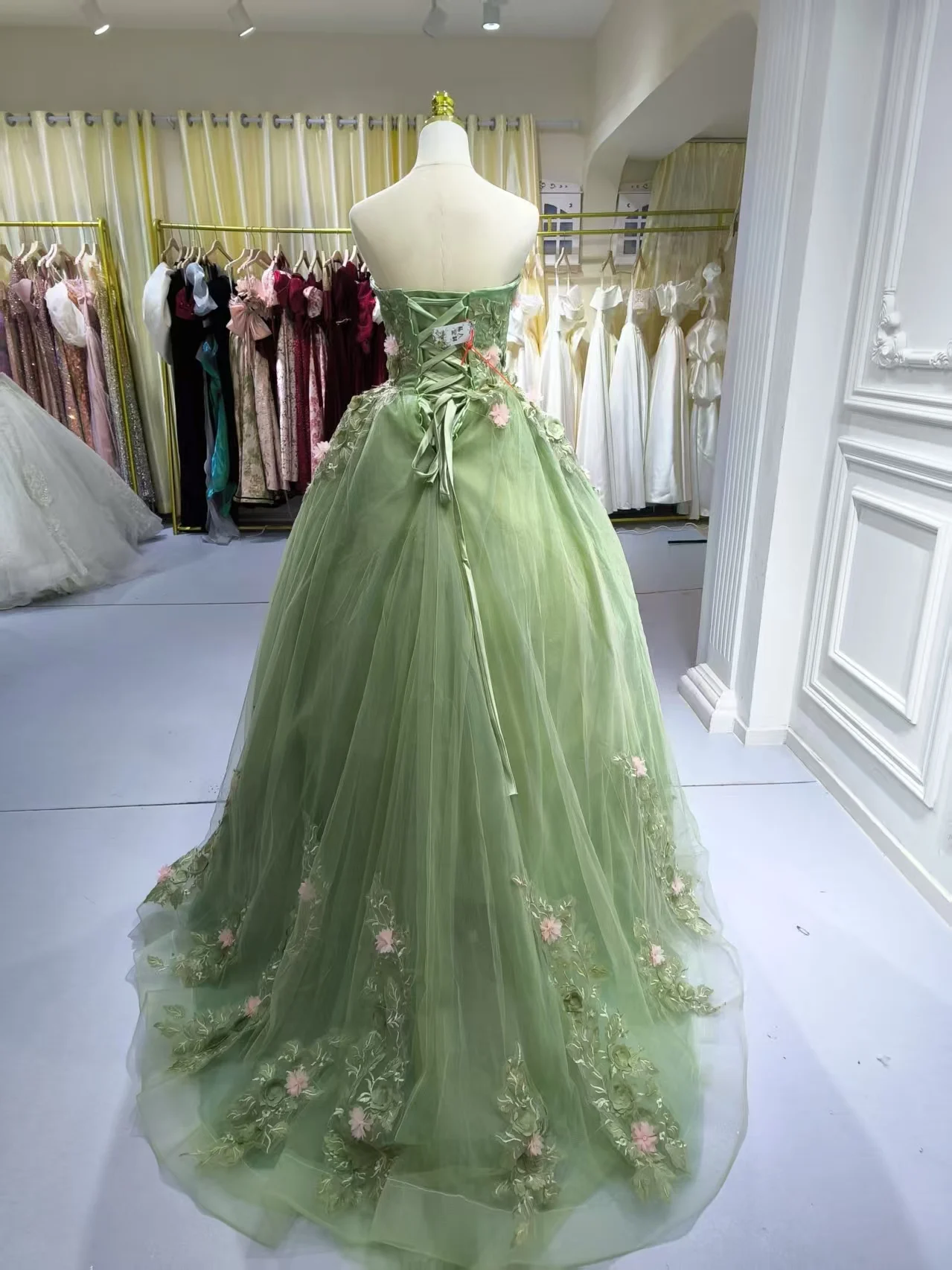 Olive Green Tube Top Ball Gown Wedding Dress with Lace Appliques - Modern Bridal Gown for Elegant Celebrations Olive Green Tube Top Ball Gown Wedding Dress with Lace Appliques - Modern Bridal Gown for Elegant Celebrations