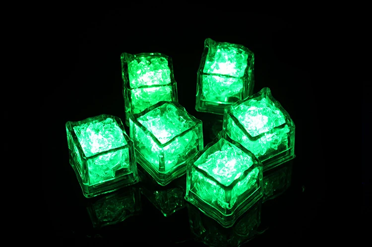 Bar Fast Slow Flash Auto Changing Color PS Water-activated Light-up LED Ice Cube