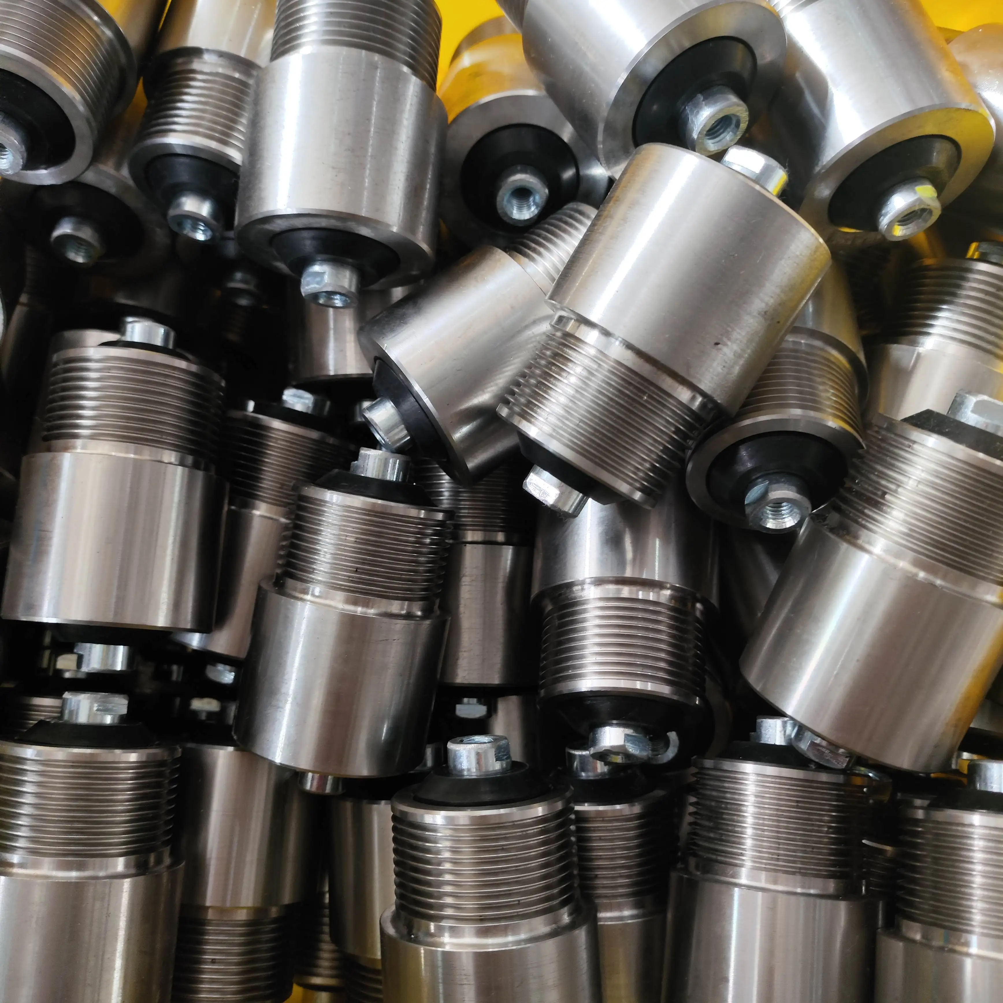 Poly-vee Conveyor Roller Withrubber Coated - Buy Stainless Steel Roller ...