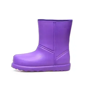 Hot Selling Ultra Lightweight Ankle Boots Slip on Integrated Seamless Design Fur Boots for Men Insulated Comfortable Snow Boots