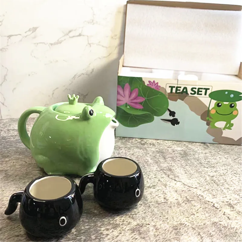 Drop Shipping Cute Green Ceramic Picnic Chinese Tea Pot Set Beautiful Frog Tea Pot Set  of Tea Cup and Pot for Child Friend Gift