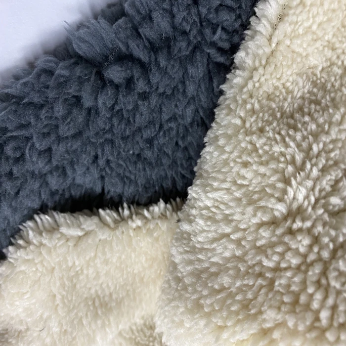 Wholesale 100% Polyester Two Side Micro Polar Sheepskin Sherpa Fleece Fabric for Blanket Sherpa Hoodie Fabric Material