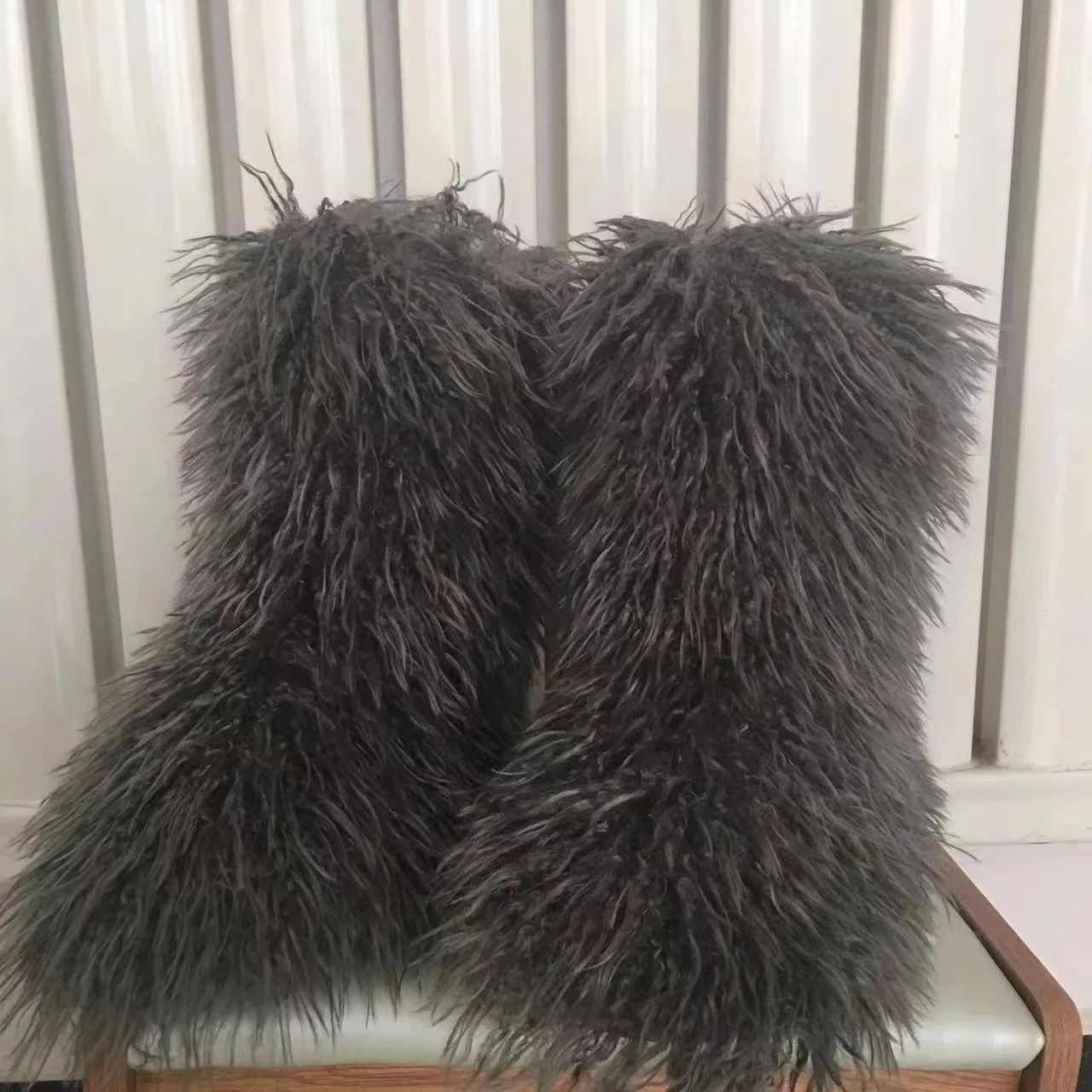 Wholesale 2023 new Custom Winter Mongolian snow boots for women casual ski  shoes warm Rubber flat footwear ladies fluffy faux fur boots From  m.