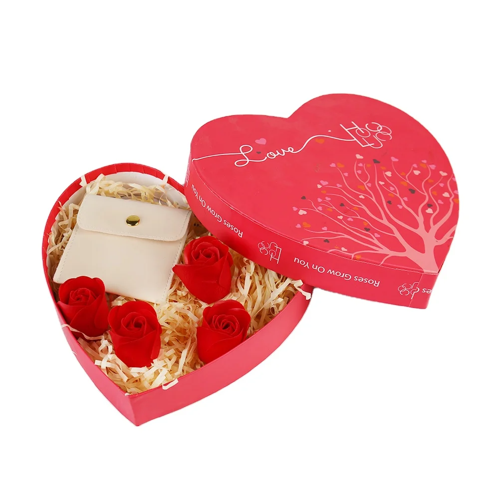 Tilpasset hjerteformet stiv pappeske for damens parfyme – Gavepakking til Valentinsdag med varmepresing av logo