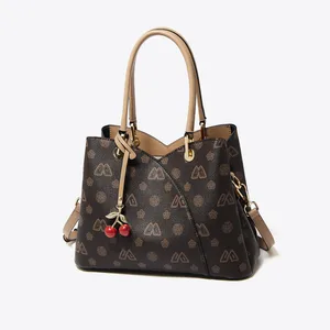 Factory Wholesale PU Leather Ladies Shoulder Bag Custom Logo Large Capacity Fashionable Style Handbag Suitable for Daily Use