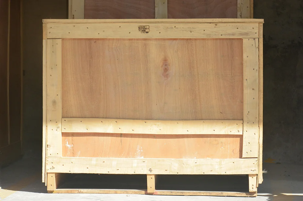 International Ship Alloprene Marine Paint Alloprene Boottopping Paint