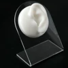 Oreja izquierda blanca