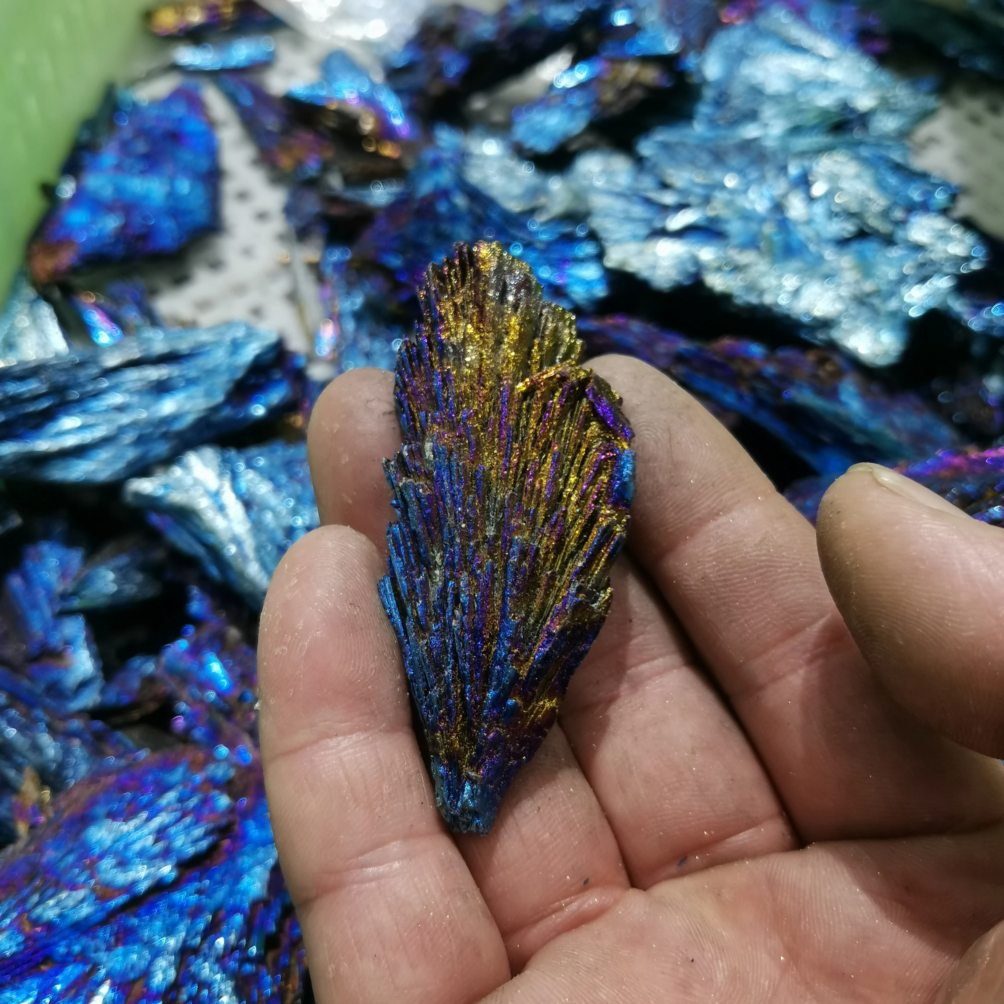 Оптовая продажа натуральных высококачественных титановых радужных турмалиновых кристаллов кварцевых минералов для заживления