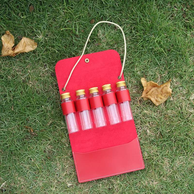 Portable Outdoor Camping Seasoning Bottle Leather case BBQ Barbecue Bottle Storage Bag Kitchen Hanging Rope Seasoning Box manufacture