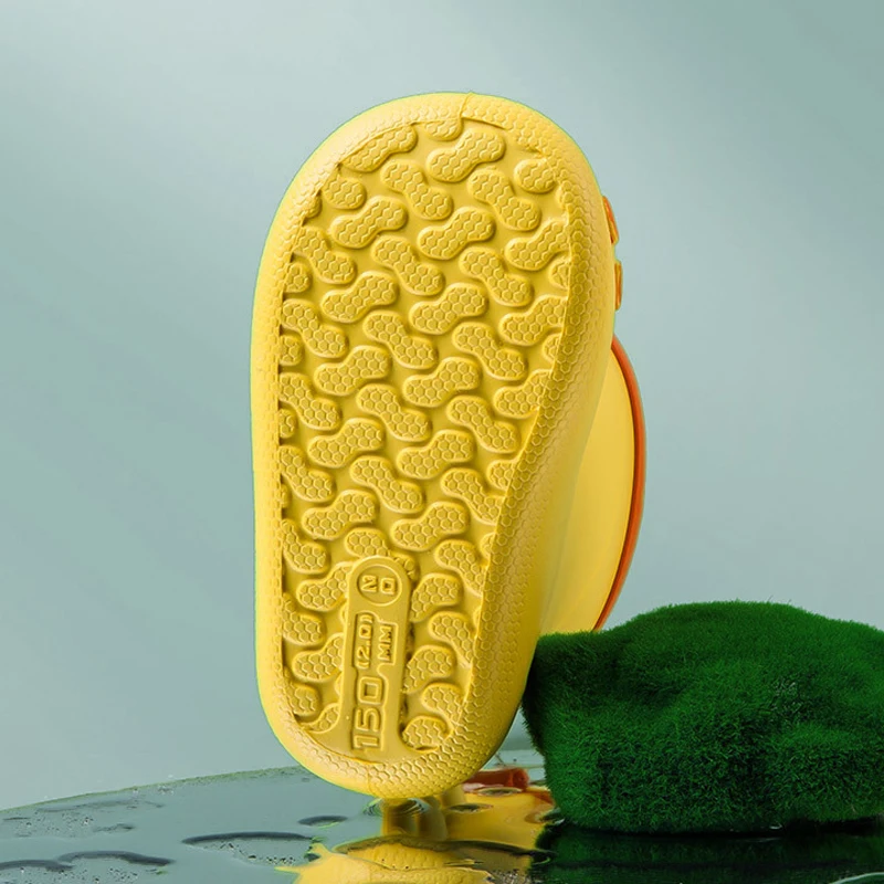 Детские непромокаемые ботинки для мальчиков и