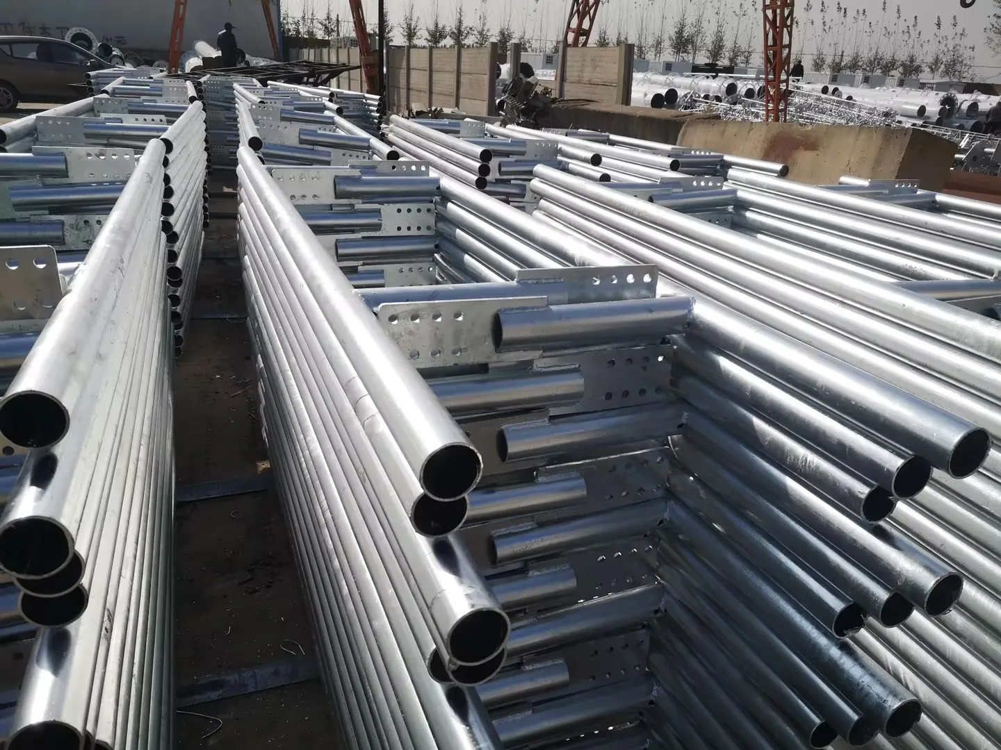 High-quality Hot Dip Galvanized Steel Pole Mounts for Telecommunication Towers Junhao Brand factory