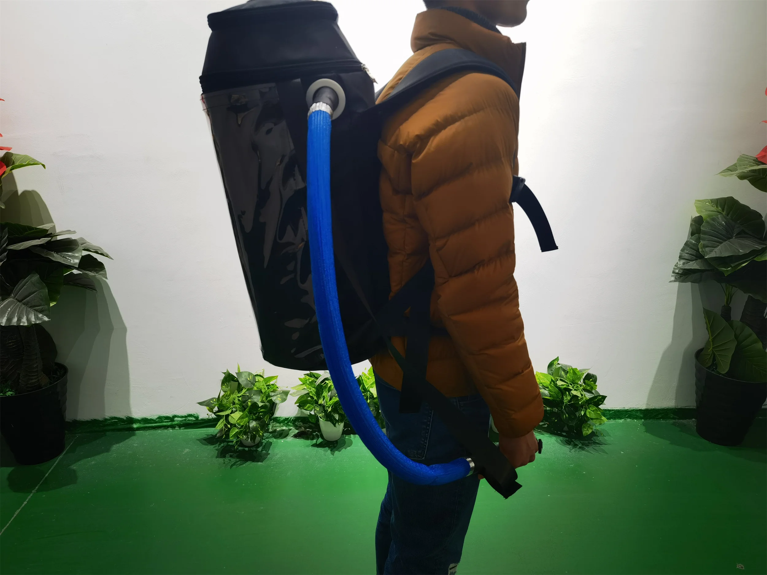 Backpack Beer Dispenser For Beer And Coke Etc Carbonate Beverages Buy