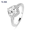 068 Engagement ring