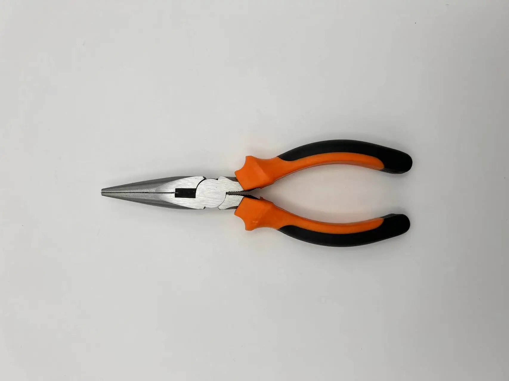 Needle Nose Plier 6\" Carbon Steel Hand Tool Soft Grip Plastic Handle Multi-Purpose Building Construction Cutting manufacture