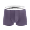 Morado oscuro