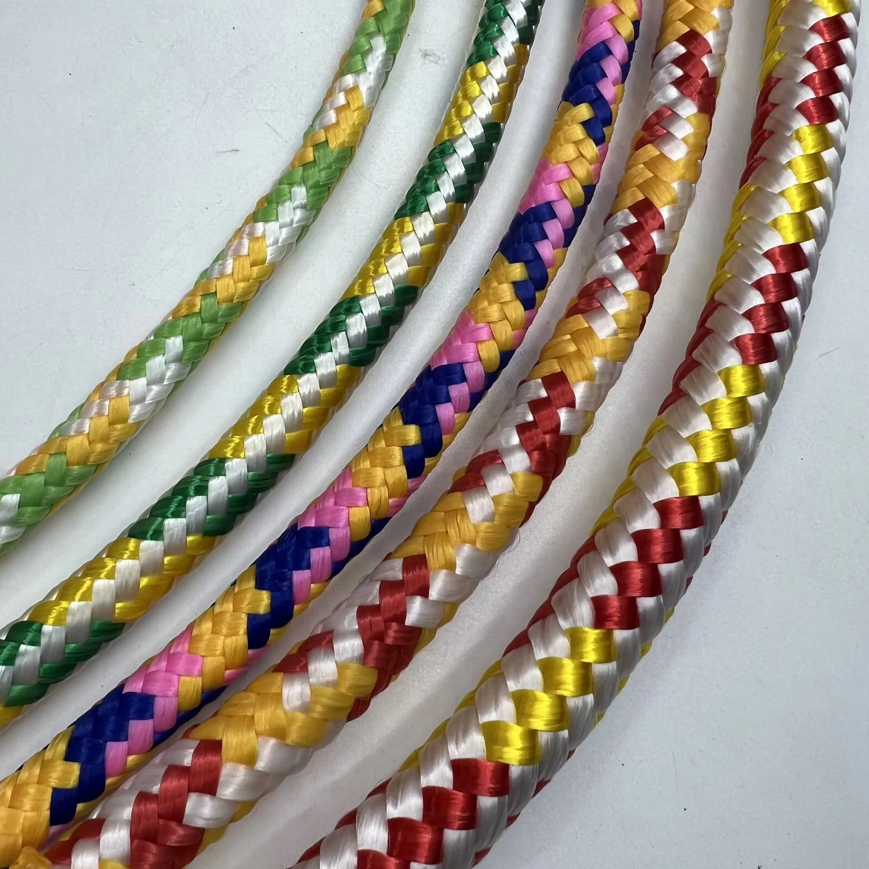 High Tenacity Nylon Polyester Fiber Braid Rope with Round Pattern Flexible and UV Resistant for Construction Use